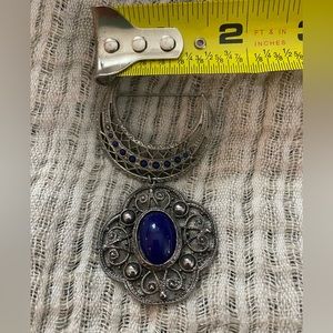 Brooch Captivating,marquisette with engaging details!